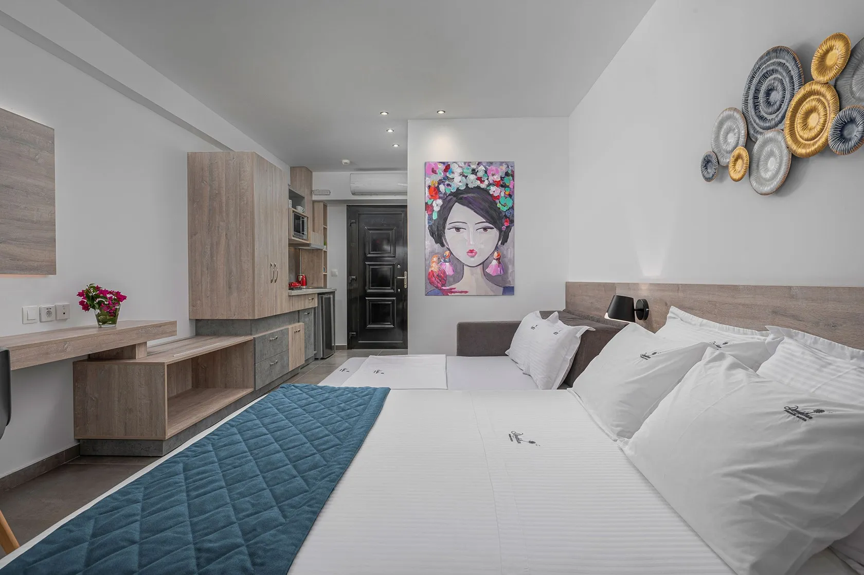 Tiara Holidays - Dandelion Premium Suites - Junior Suite with Balcony - bedroom